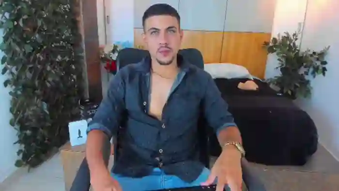 paul-riveraa