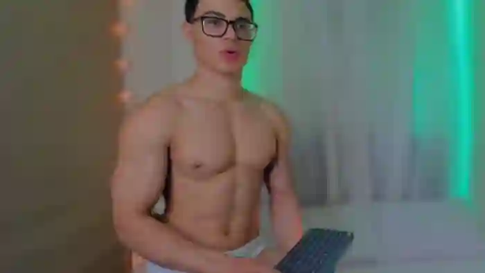 travis-lewis