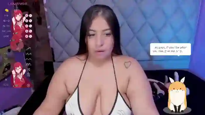 luisana-boobs