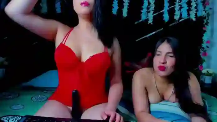 kiara-and-candace