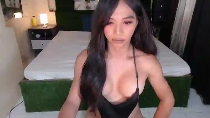 kristine-aluxe