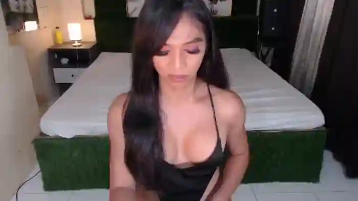kristine-aluxe