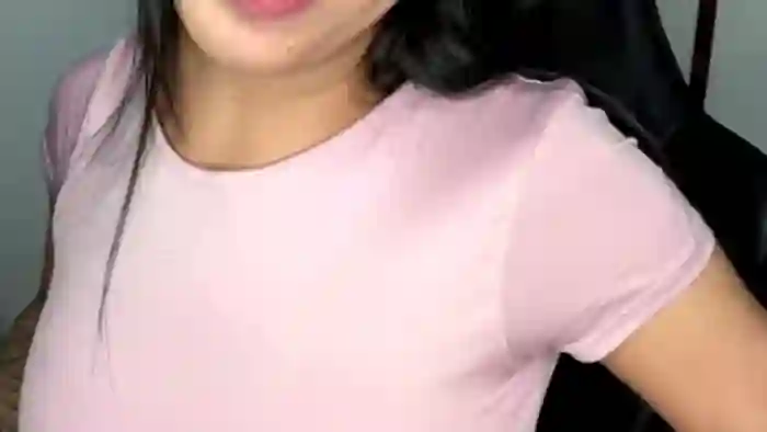 kylie-whitee