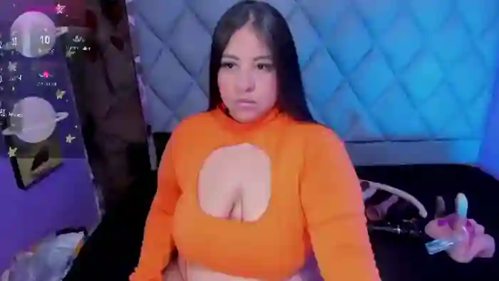 luisana-boobs