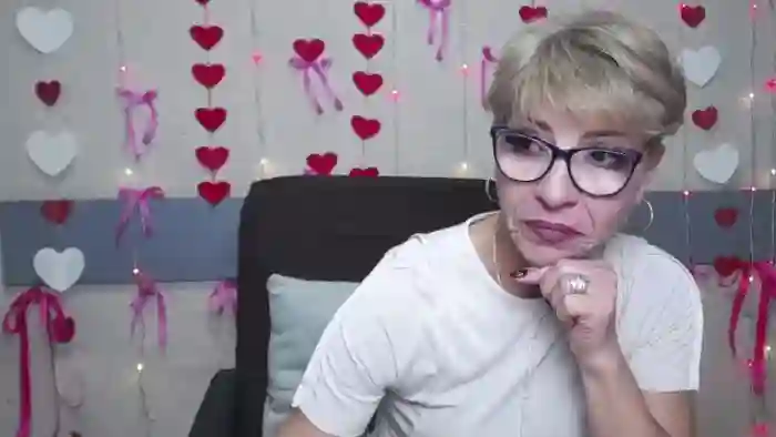 holly-incredible