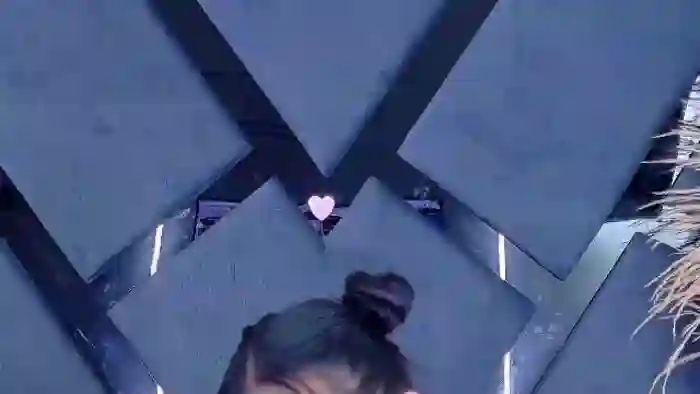 kylie-whitee
