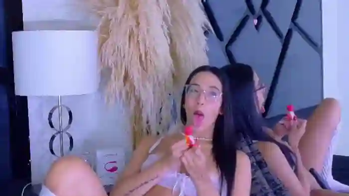 kylie-whitee