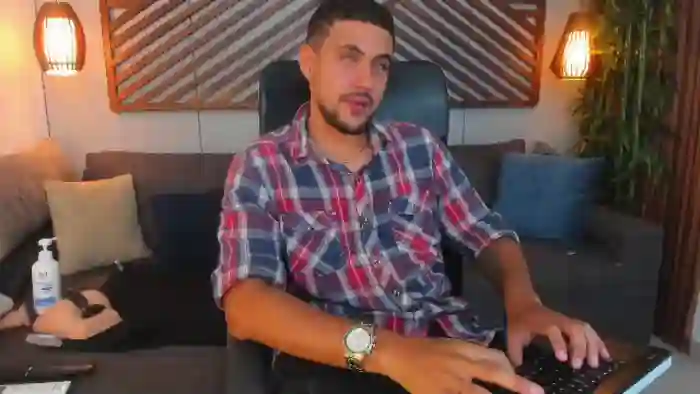 paul-riveraa