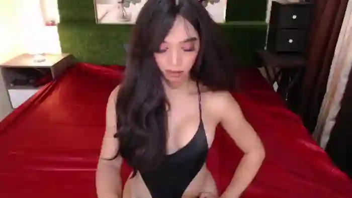 kristine-aluxe