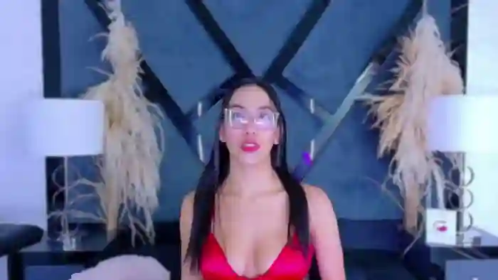 kylie-whitee