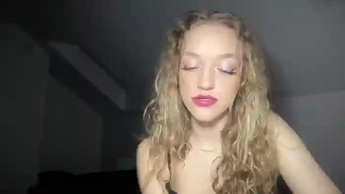 nadya-blue
