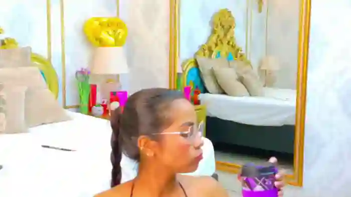 lucy-leah