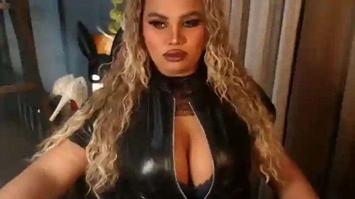 neomie-thompson