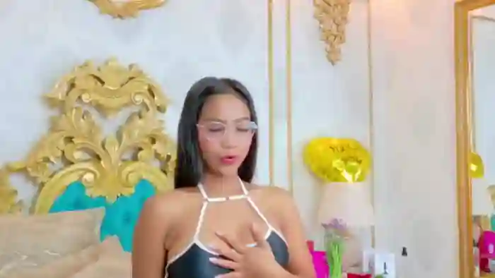lucy-leah