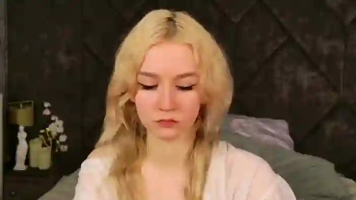 naomi-loys