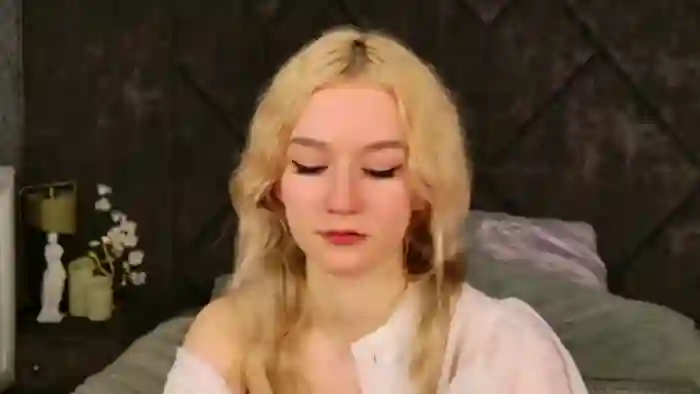 naomi-loys