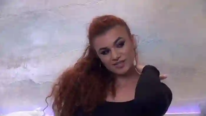 nina-morris