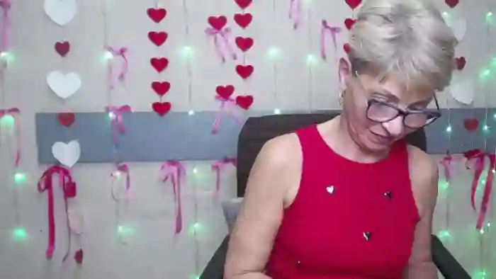 holly-incredible