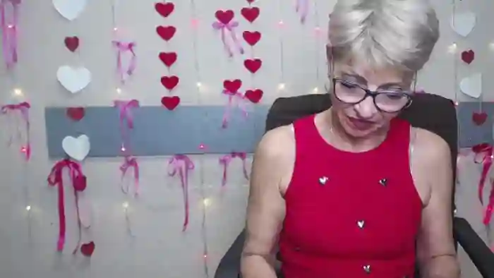 holly-incredible
