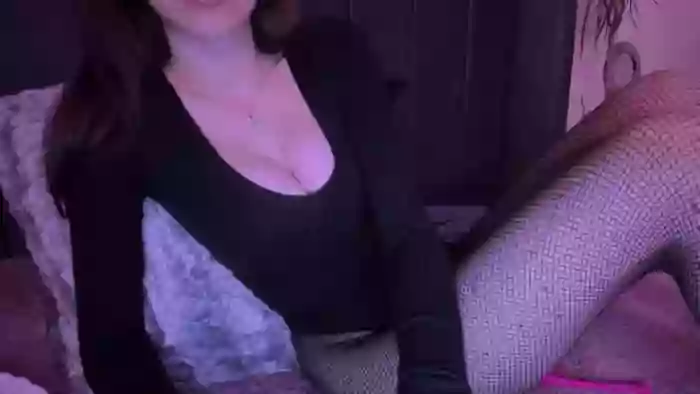 Alluring_