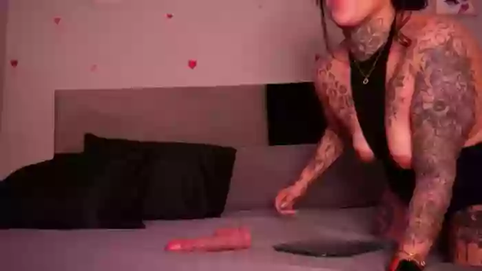 Curvylicious_
