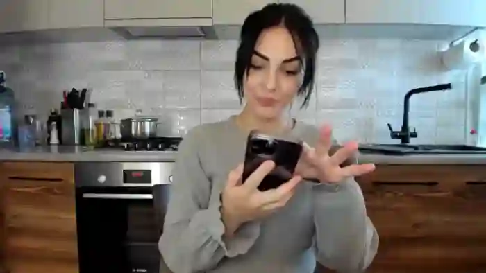 MissNelly_