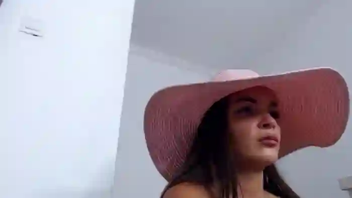 Avrora_lew_