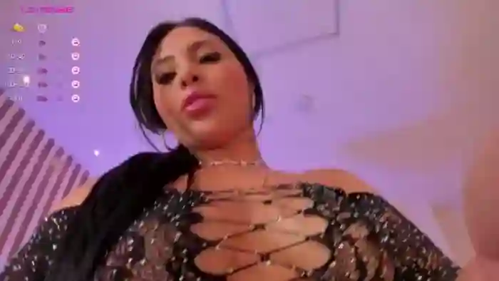 MiaRobertsX