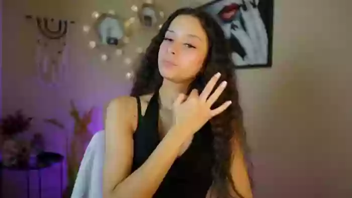 Abbie_Maley18