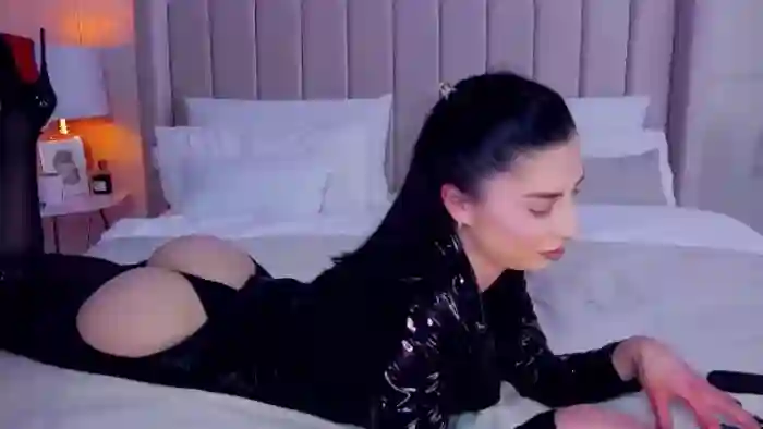 LolaNiceAss1