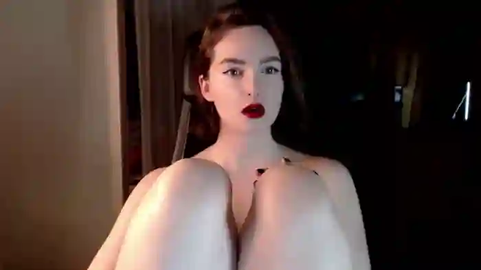 Red_Lips_Girl