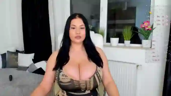 Queenevamaria