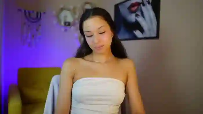 Abbie_Maley18