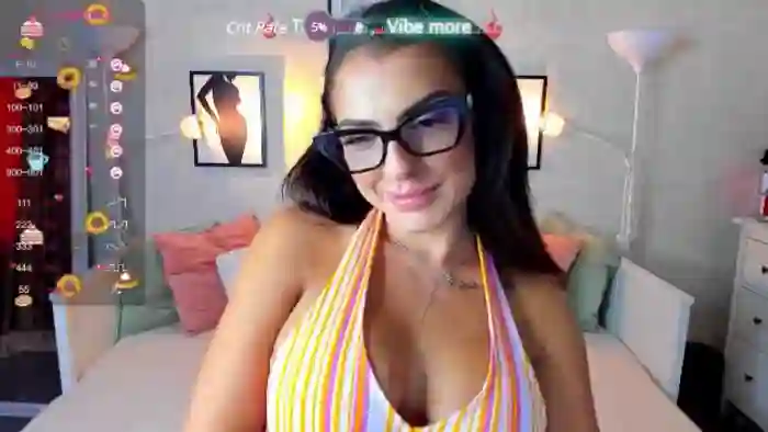 LindsayDee