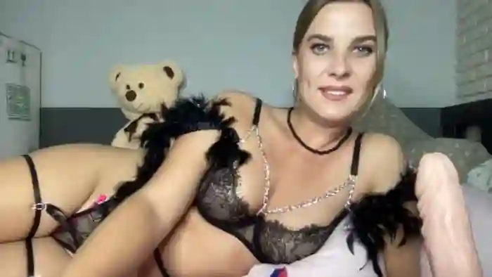 QueenBlonde69