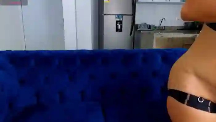 Mia_hott_