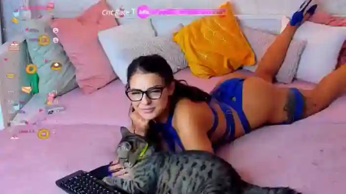 LindsayDee
