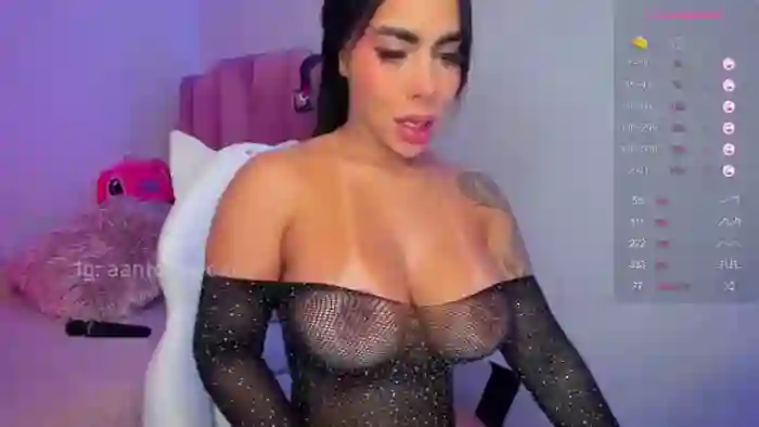 Antonellaa_x