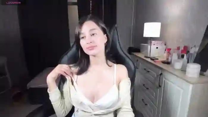 Ella_Stern