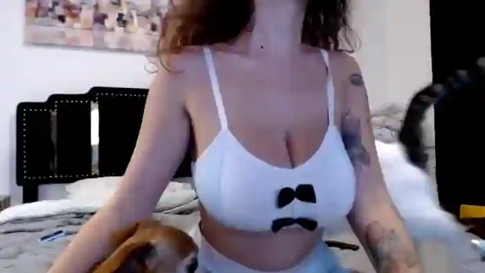 BustyRedHeadx
