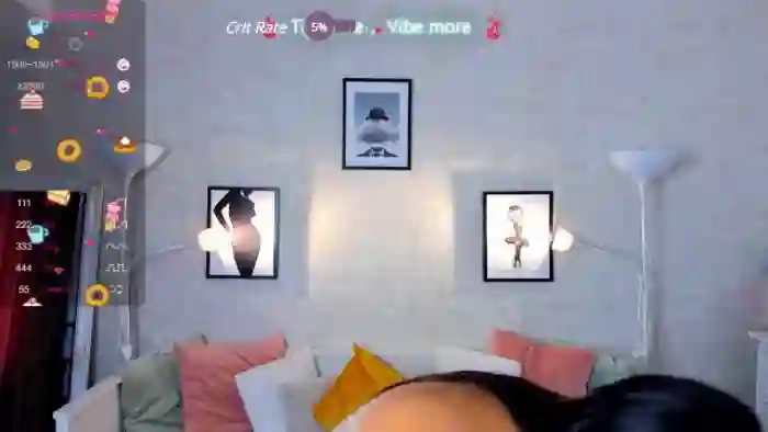 LindsayDee