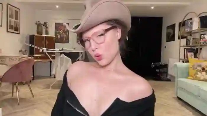 AgentTease