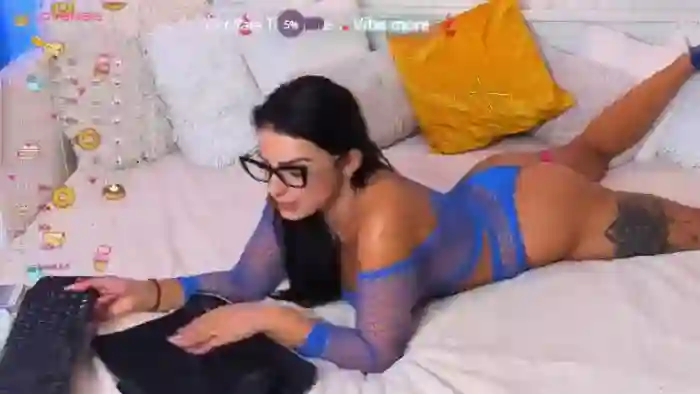 LindsayDee