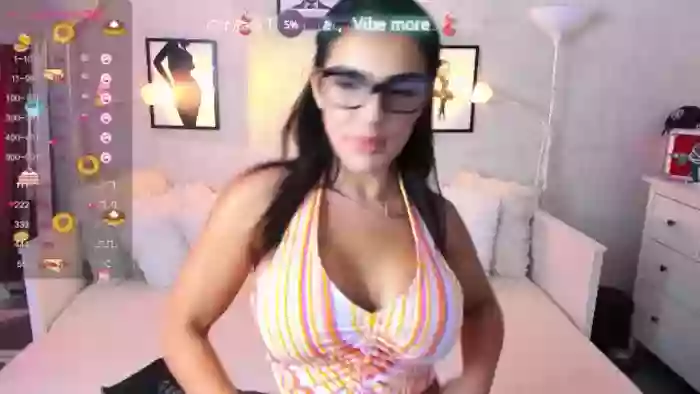 LindsayDee