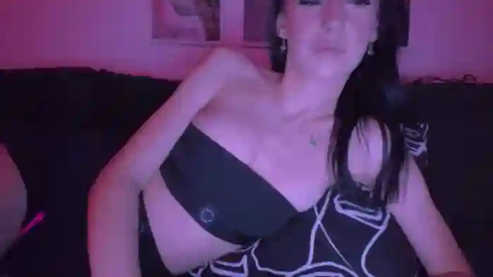 Alluring_