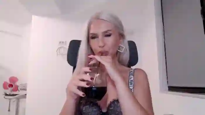QueenBA
