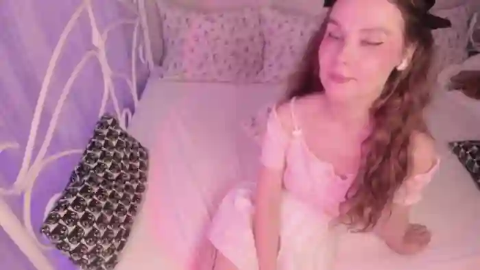 AliceKinkyGir