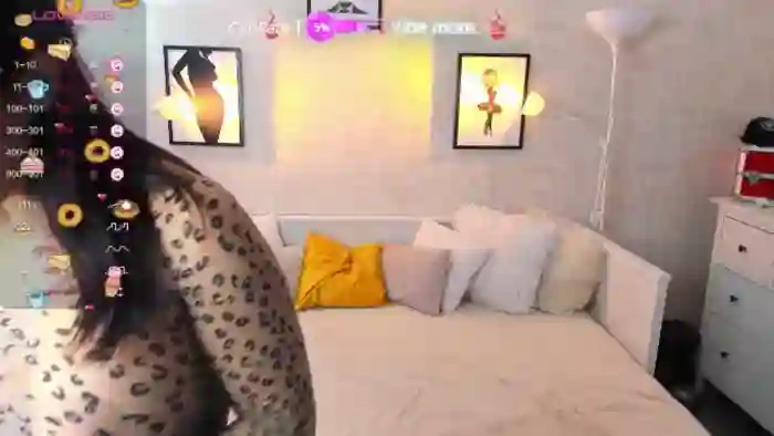 LindsayDee