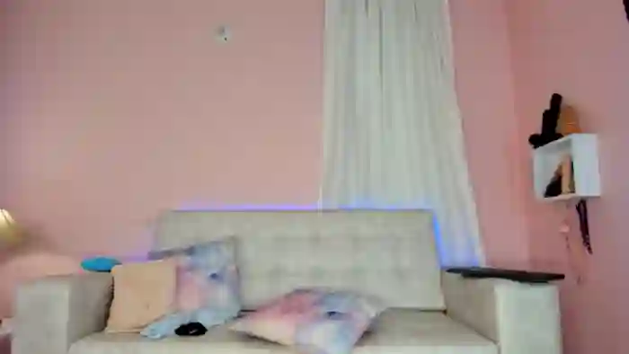 Tiny_Cora