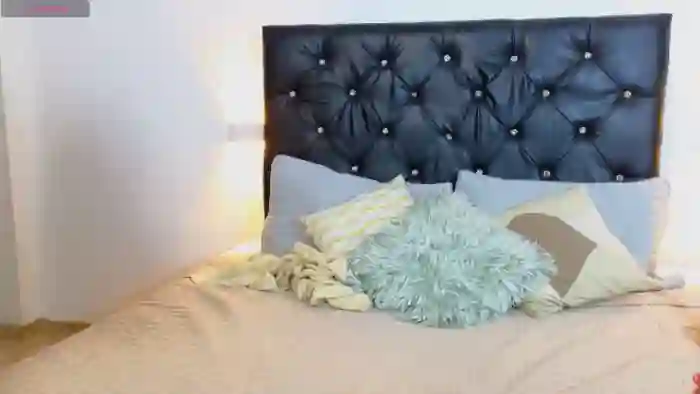 Mia_hott_